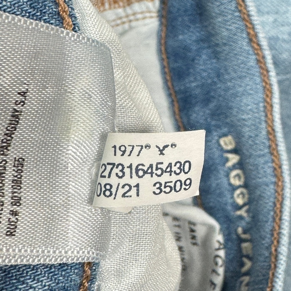 American Eagle Baggy Jeans Womens US 10R 28x30 Light Wash Blue Distressed Denim - Picture 12 of 16